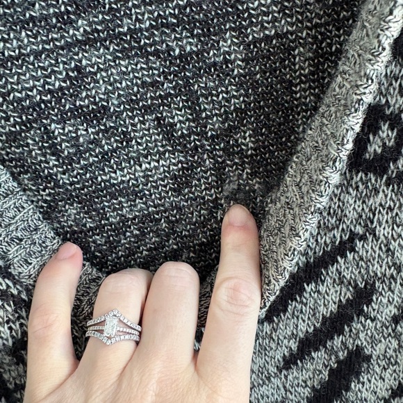 L/XL vintage abstract knit grandpa cardigan - Picture 9 of 15